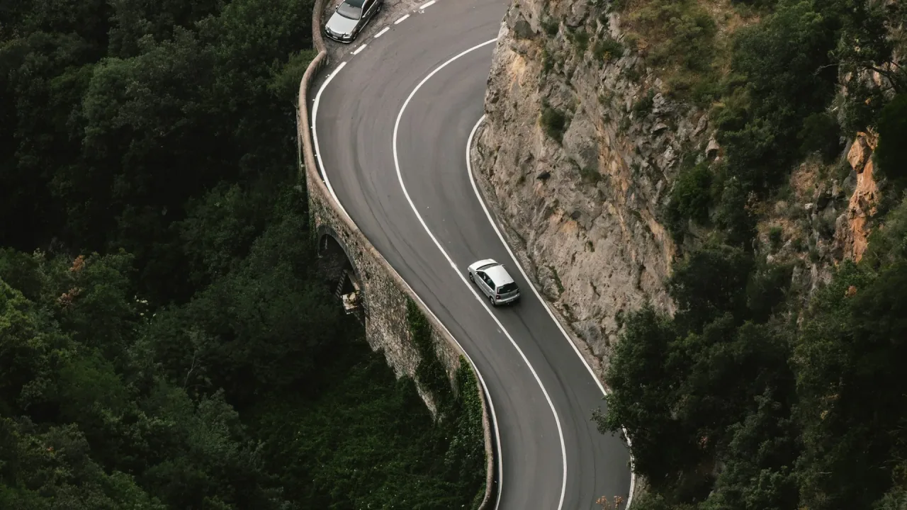 Illustrative photo: Climate-Resilient Road Design: Floods, Landslides, Drainage and Extreme Weather
